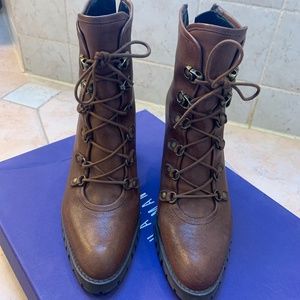 Stuart Weitzman Mackinac brown boot 6.5